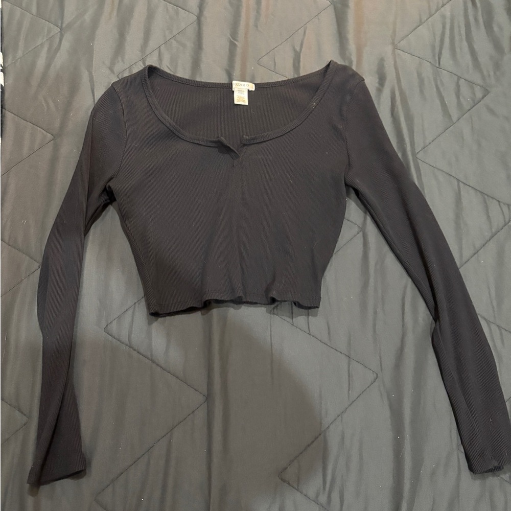 long sleeve crop top